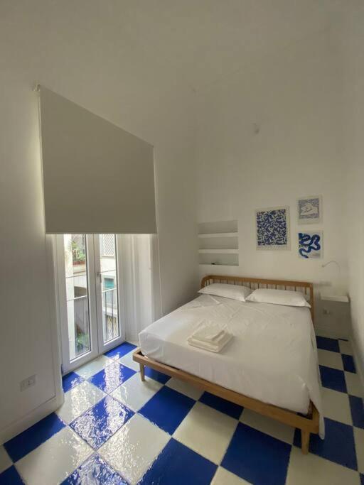Maison Olivia, Nuovo In Zona Chiaia * Naples