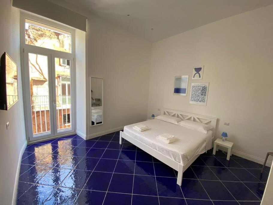 Maison Olivia, Nuovo In Zona Chiaia Naples