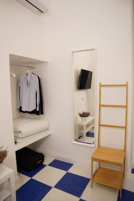 Maison Olivia, Nuovo In Zona Chiaia